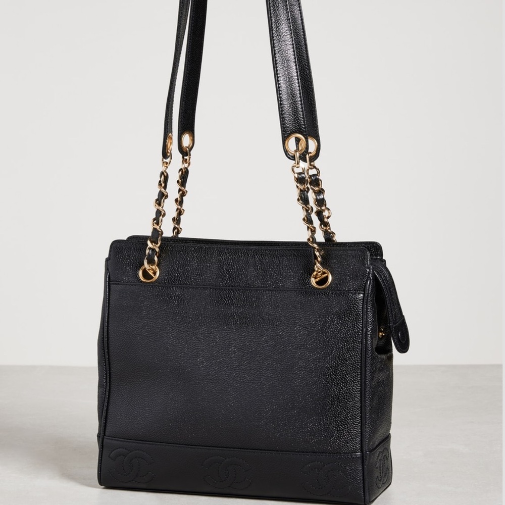 Chanel Black Shoulder Bag with Gold Chain - Picture 5 of 5